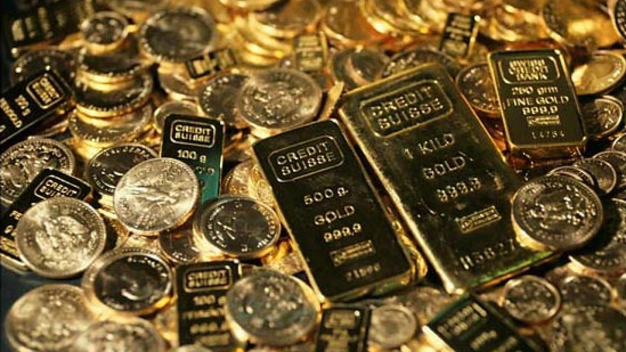 Vuosisadan löytö | Viljellyltä pellolta löydetyt kolikot ja kultapalat kuuluvat yhdelle maalle.