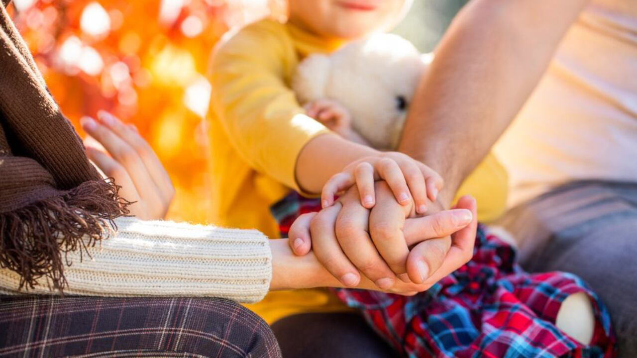 Onko olemassa käsite ”suosikkilapsi”?: Mitä tiede sanoo vanhempien ja lasten välisestä suhteesta