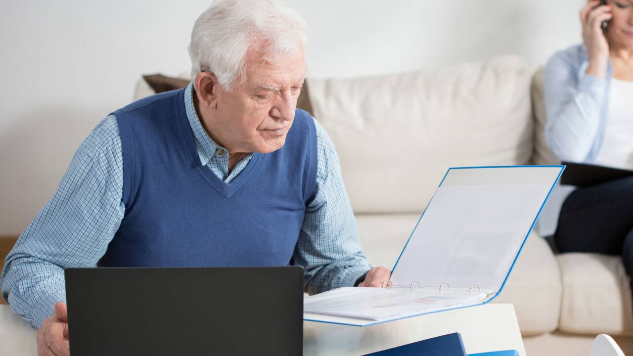 Yli 65-vuotiaat voivat siirtää pääasiallisen asuinpaikkansa lapsilleen ilman tuloveroa.