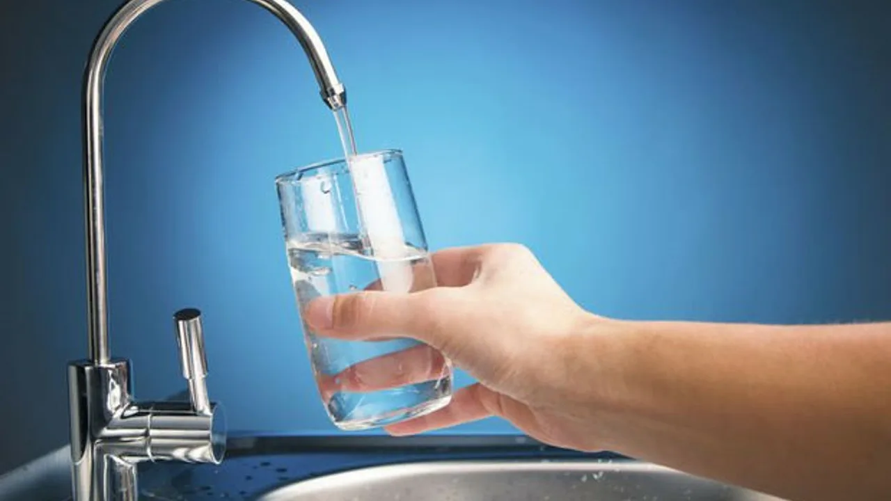 Kiiltävien, likaantumattomien hanojen salaisuus: ne pysyvät kiiltävänä kuin uudet vahingoittamatta pintaa.