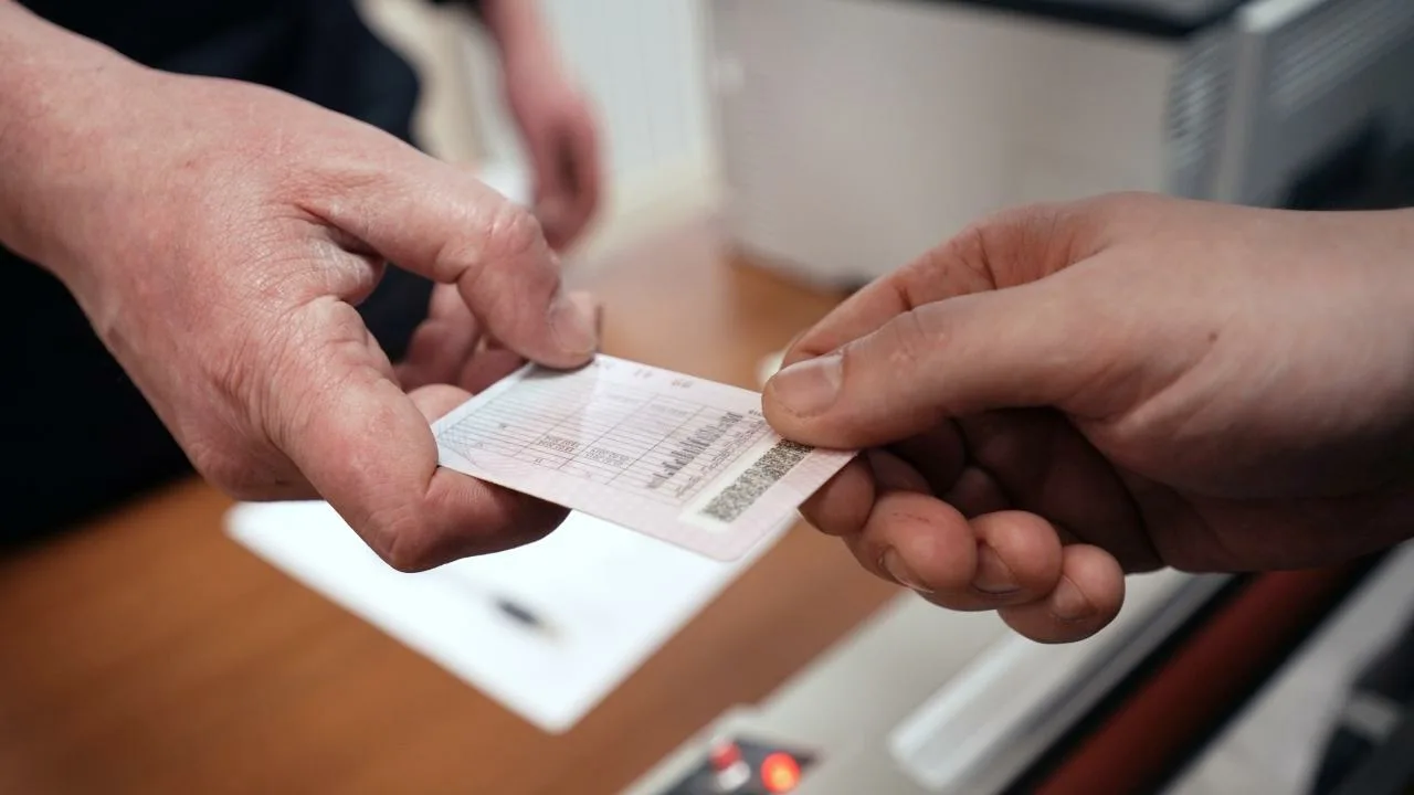 Punainen hälytys | Hallitus käy jokaisessa talossa ja voi jäädyttää niiden pankkitilit, jotka eivät ole suorittaneet tätä menettelyä ajoissa.