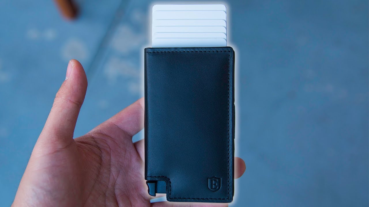 Hyvästi, perinteinen lompakko: sen tilalle tulee uusi, turvallisempi ja käytännöllisempi keksintö.