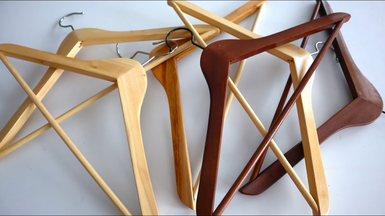 Harvat tietävät, mihin ripustimien syvennykset ovat tarkoitettuja.