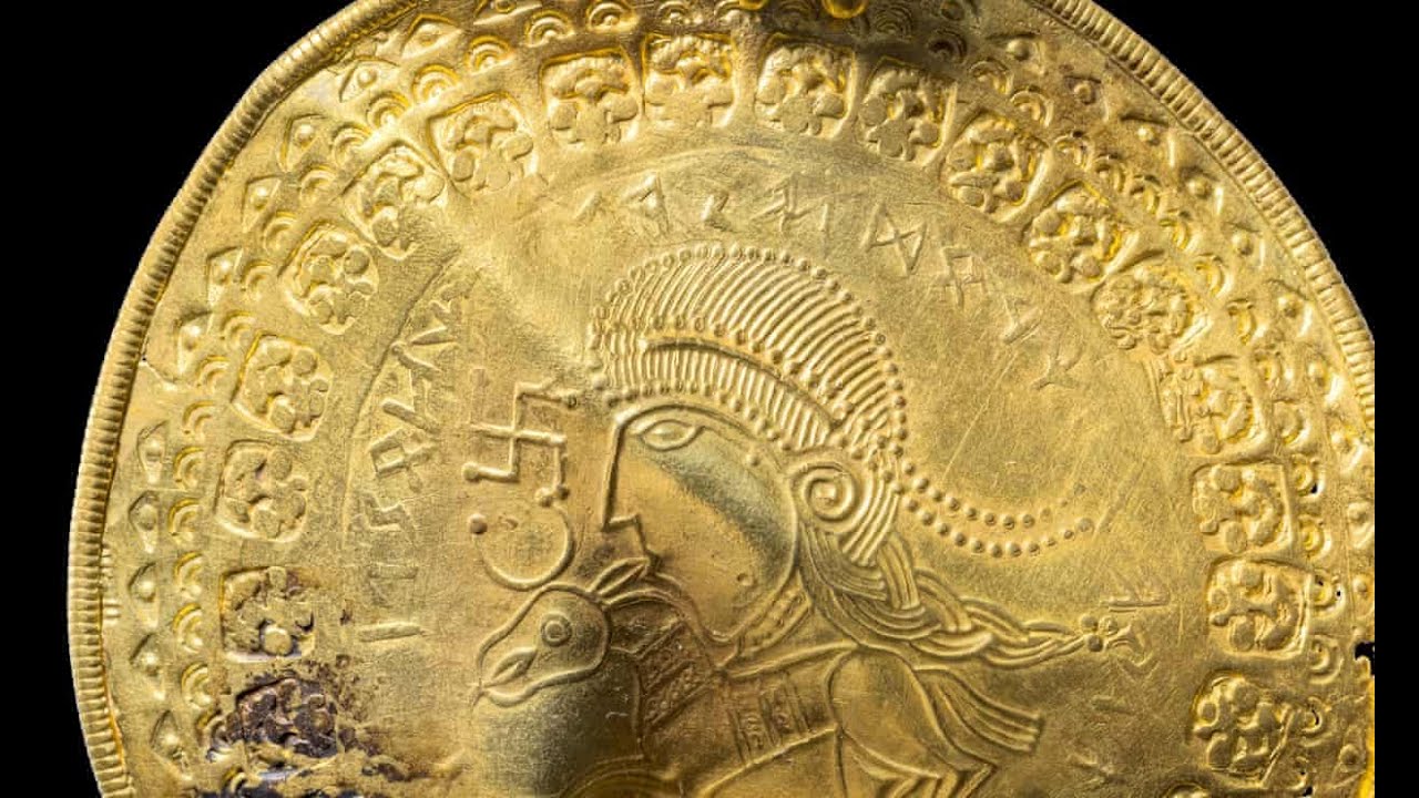 Arkeologit olivat järkyttyneitä: analysoituaan kaksi kultaista esinettä Kreikassa he löysivät odottamattomia aurinkosymboleja.