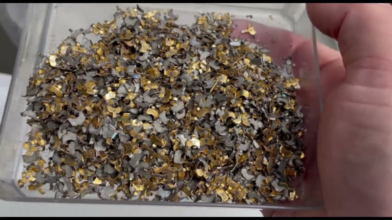 Jos sinulla on vanhoja kodinkoneita, sinulla on aarre: tutkijat louhivat kultaa ja mullistavat jätteiden kierrätyksen.