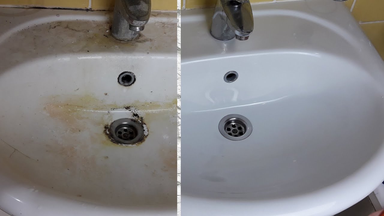 Sano hyvästit pesualtaan keltaisille tahroille: tapa poistaa sitkeä kalkkikerrostuma ja palauttaa valkoinen väri vahingoittamatta hanoja.