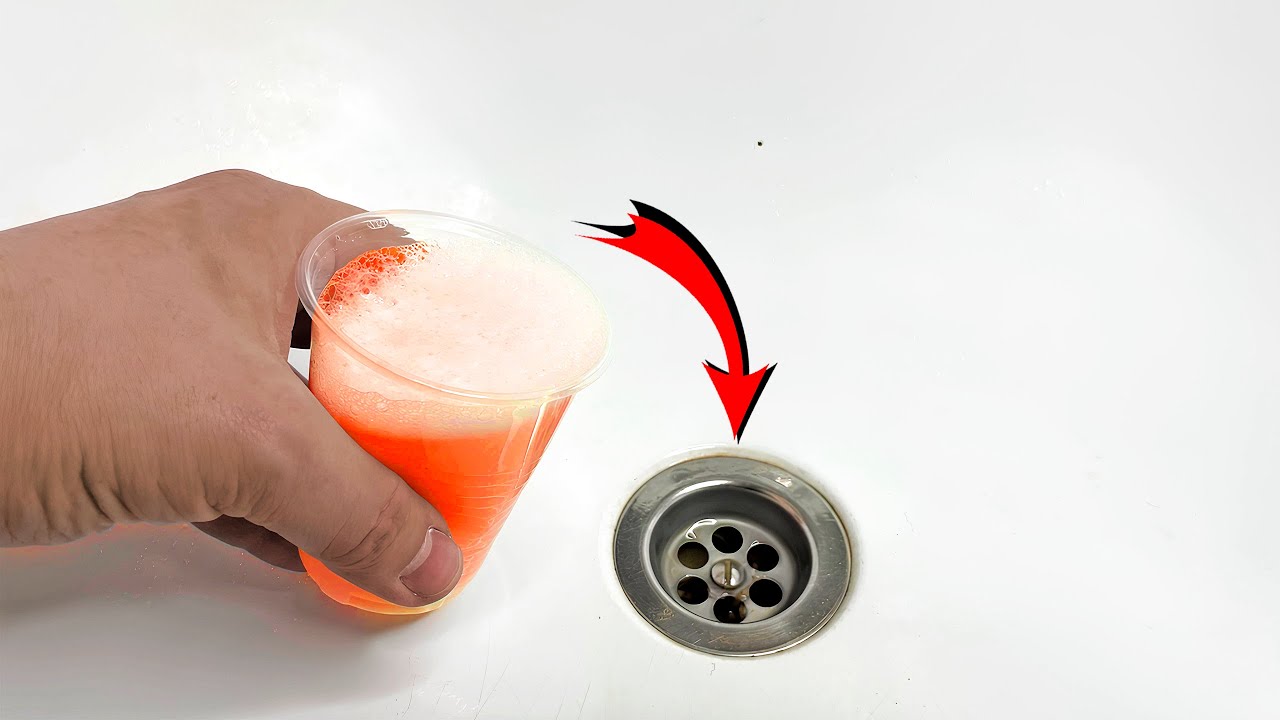 Kaada appelsiinimehua ja ruokasoodaa kylpyhuoneen viemäriin: miksi se on tarpeen ja kuinka usein se tulisi tehdä.