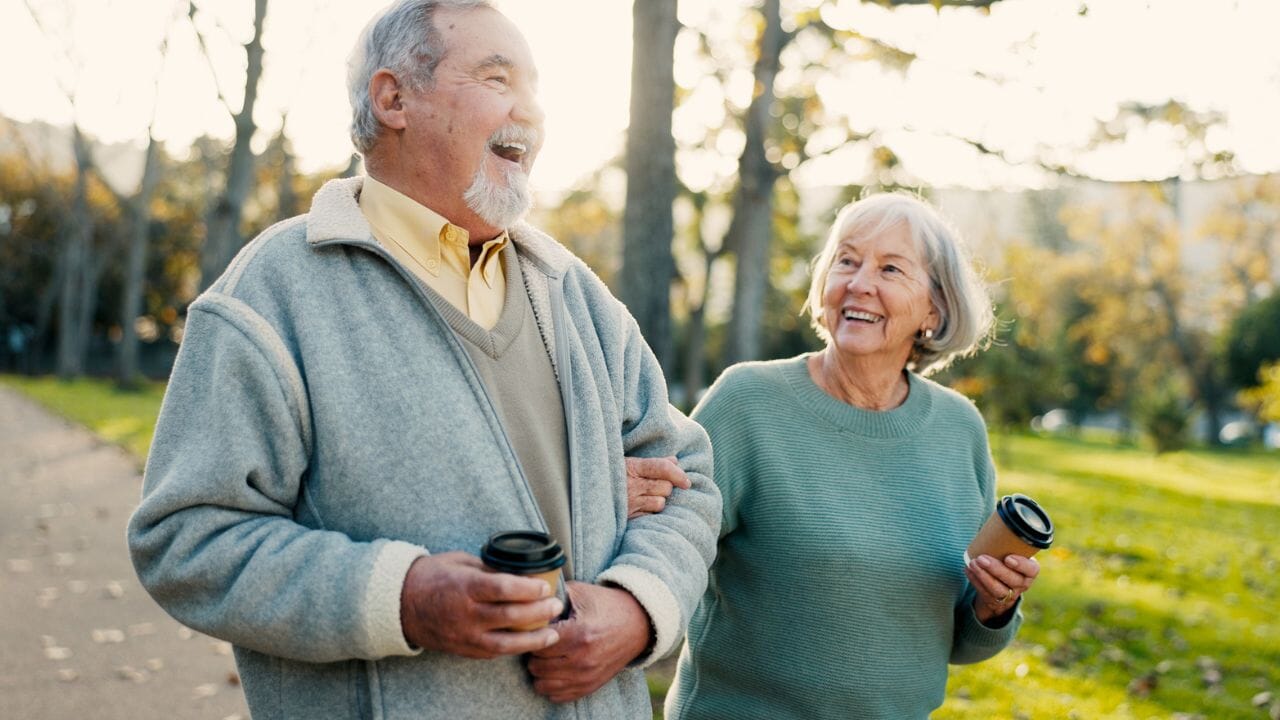 Kuinka suunnitella elämäänsä 60 vuoden jälkeen: psykologiset avaimet itsensä kehittämiseen eläkkeelle jäämisen jälkeen ja sen jälkeen, kun lapset ovat kasvaneet ja muuttaneet pois kotoa.