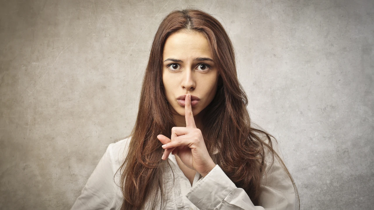 WHO varoittaa ikääntyneiden naisten keskuudessa vallitsevasta ”hiljaisuuden epidemiasta”.