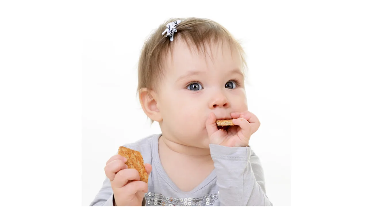 Lasten keksit on vedetty pois markkinoilta mahdollisen muovi- ja paperisaasteen vuoksi.