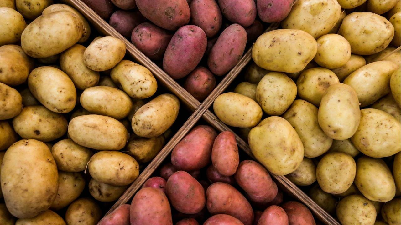 Miksi perunoita suositellaan sekoitettavaksi ruokasoodan kanssa, ja mitkä ovat tämän yhdistelmän edut?