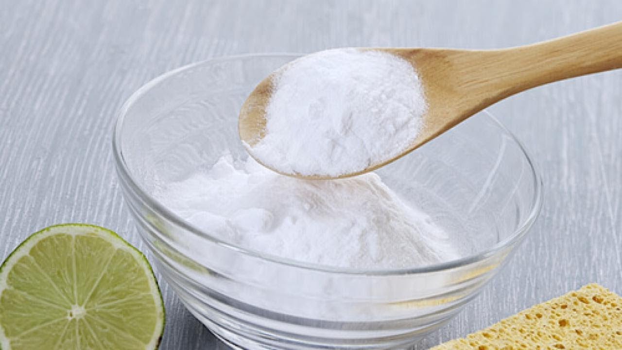 Vetyperoksidi ja ruokasooda: 100 % tehokas seos kodin syväpuhdistukseen.